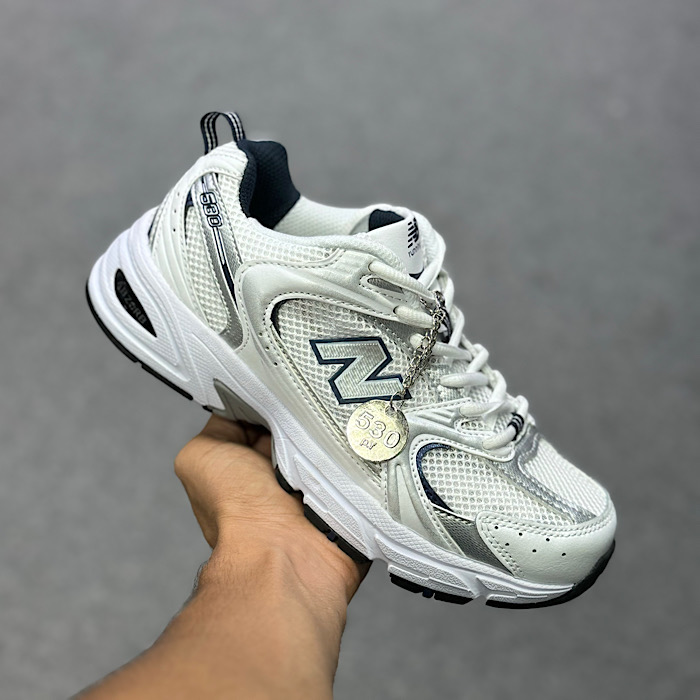 کفش نیوبالانس سفید سرمه ای new balance530 173 زنانه و مردانه