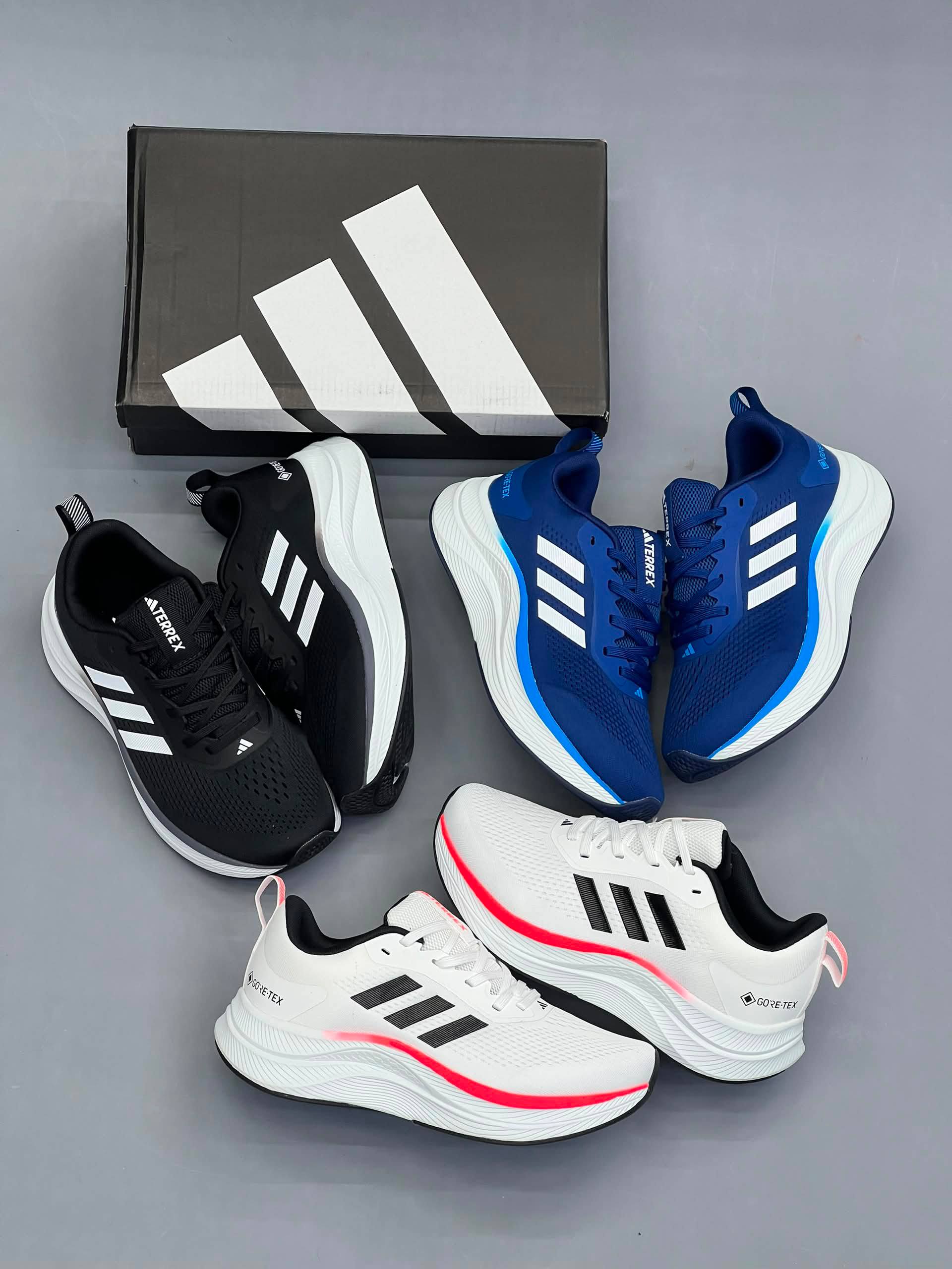 کفش ادیداس گورتکس adidas